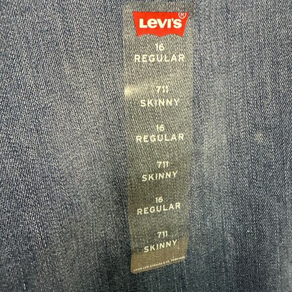 Levis 711 Skinny Jeans - Picture 5 of 9